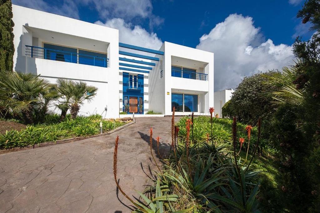 Villa タリファ エクステリア 写真
